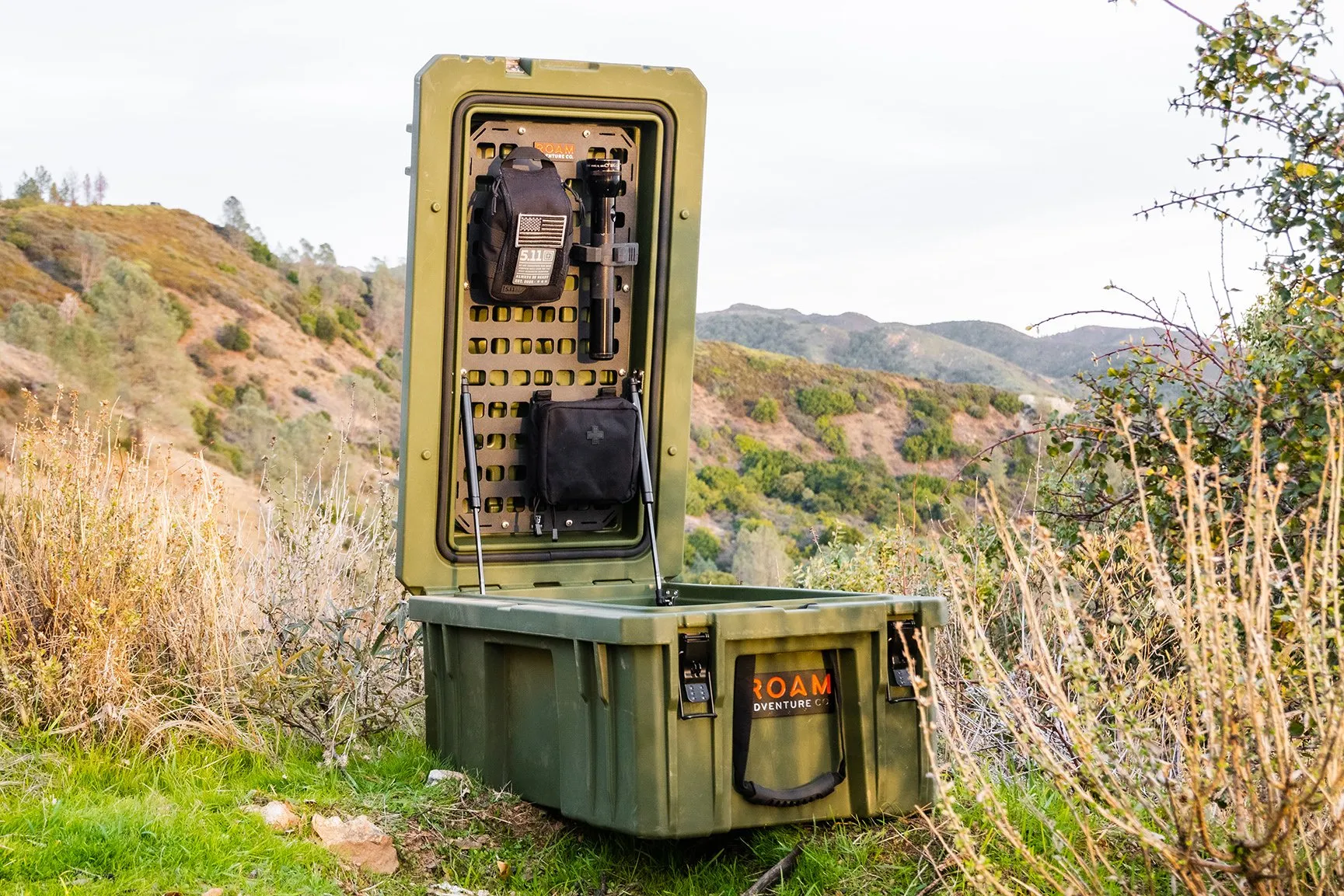 ロームアドベンチャー Roam Adventure 82L ラゲッドケース用 モリーパネル RUGGED CASE MOLLE PANEL