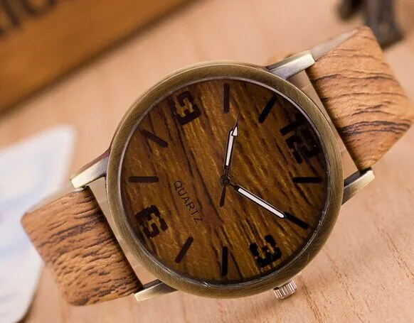 2016 New Design Vintage Wood Grain Watches for Men Women Fashion Quartz Watch Faux Leather Unisex Casual Wristwatches Gift