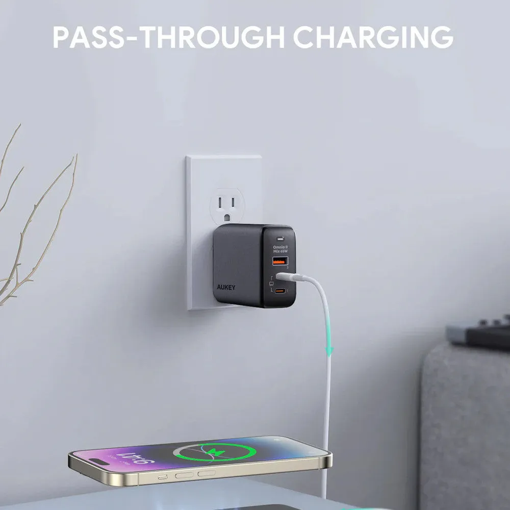 AUKEY MagLynk 20W 6700mAh MagSafe Wireless Charging Power Bank