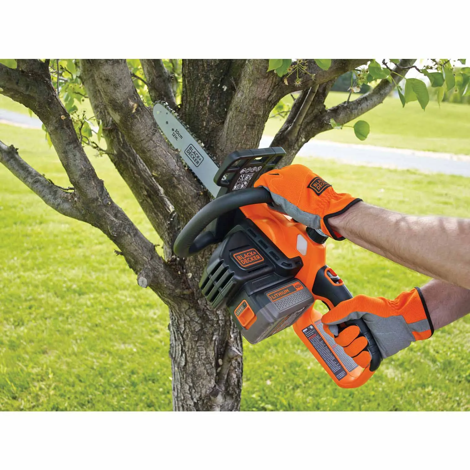 Black & Decker LCS1240 40V MAX* Lithium 12 in. Chainsaw (LCS1240)