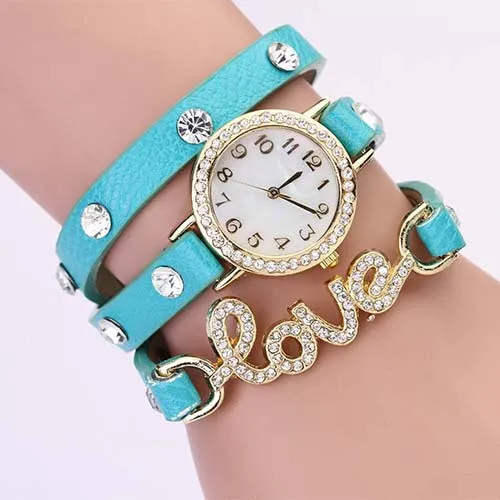 New Arrivals women vintage leather strap watches,set auger LOVE rivet bracelet women dress watches,women wristwatches