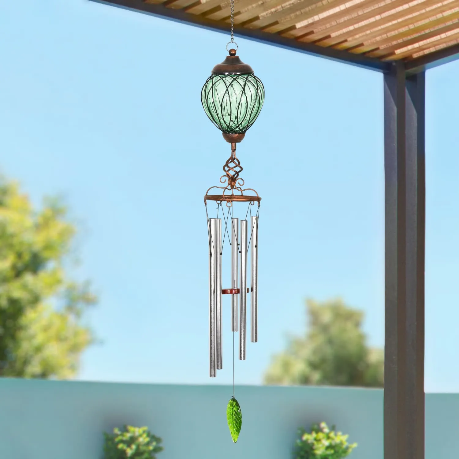 Solar Metal Wire and Glass Wind Chime in Green with Linking Oval Pattern and Nine LED Fairy Firefly String Lights, 6  by 32 Inches