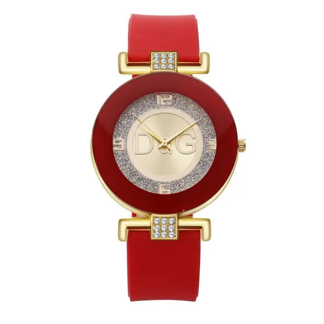 Women's Minimalist Designed Silicone Strap Watch